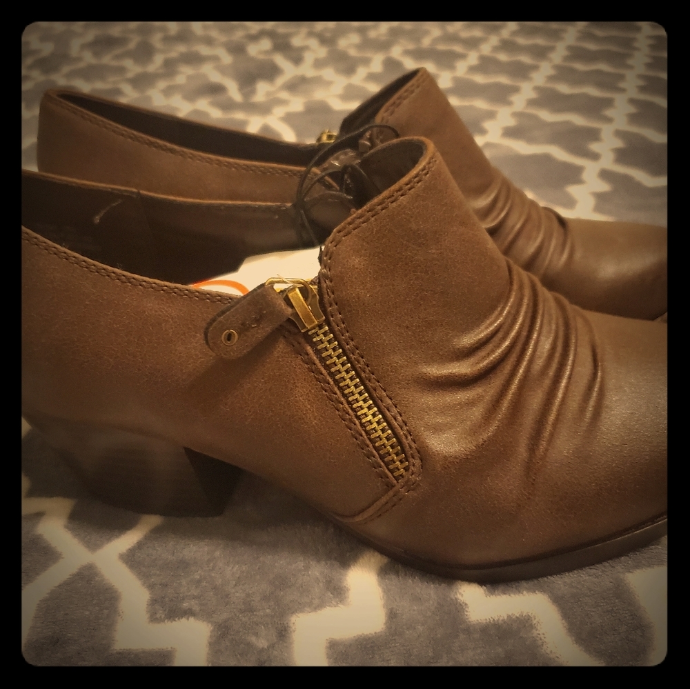Baretrap Booties